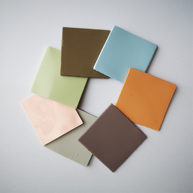 Tampon conducteur thermique en silicone auto-adh&eacute;sif pour cellules pour carte PCB